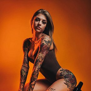 Tanisha-Sofie Modella/Ex-modella escort in Wien offers Bacio services