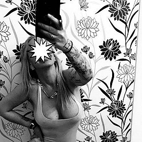 Vanessa Reif escort in Wien offers Fußfetisch services