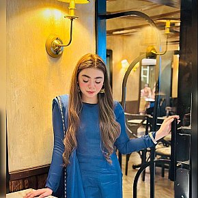 Haniya Muscles escort in  offers Embrasser services