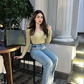 Ushna Vip Escort escort in  offers Sărut Franţuzesc services