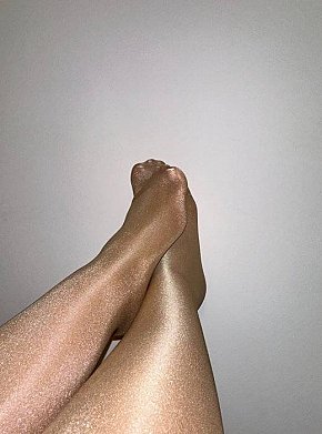 Gorgeous-Gia Pequeña Y Delgada escort in  offers Experiencia de Novia (GFE)
 services