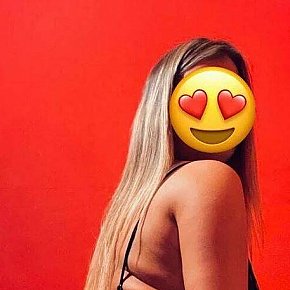 Mia escort in  offers Zungenküsse services