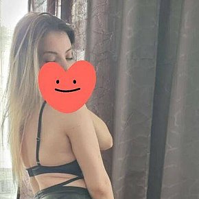 Mia escort in  offers Zungenküsse services