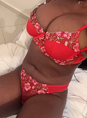 Valentino Muscolare escort in Casablanca offers Dildo/sex toys services