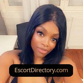 Maya Naturală escort in  offers Sărut Franţuzesc services