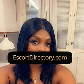 Maya Naturală escort in  offers Sărut Franţuzesc services
