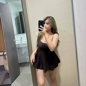 Shasaa Fitness Girl escort in Jakarta offers Masaj erotic services