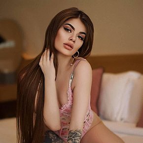 Alina escort in Saint Petersbourg offers Oral cu Prezervativ services