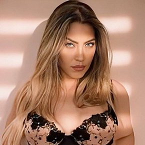 Michelle-Dias-Paty-Girl escort in Charleville-Mézières offers Whirlpool services