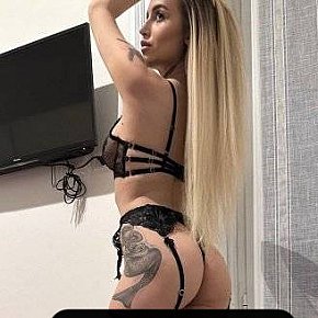 Julia Vip Escort escort in Milan offers Sborrata in bocca services