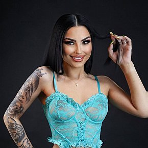 Annie escort in London offers Branlette services