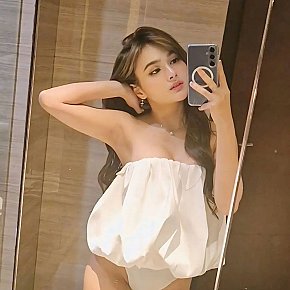 Cicidevicha escort in Kuta Bali offers Beijar services