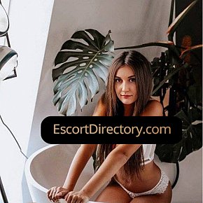 Viktoria Vip Escort escort in  offers Ins Gesicht spritzen services