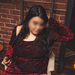 Sabrina-DesMaux escort in Montreal offers Facesitting services