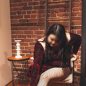 Sabrina-DesMaux escort in Montreal offers Facesitting services