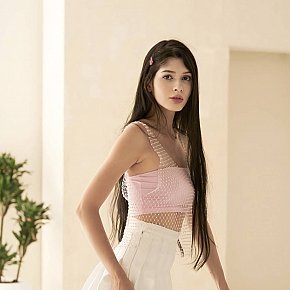 Isabela Modella/Ex-modella escort in Shanghai offers Bacio services