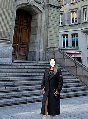 Pamela escort in Barcelona offers Masaj intim services