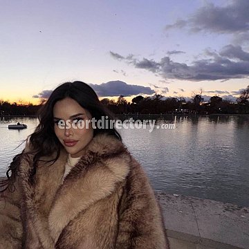Olivia Occasionnel escort in Barcelona offers Lécher et sucer les testicules services