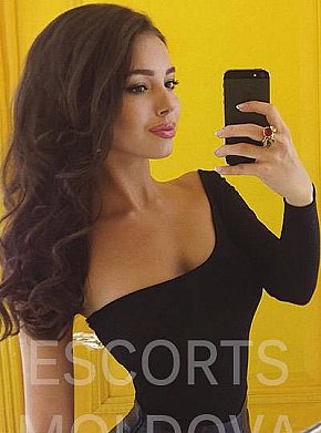 Bella escort in Chisinau offers Ejaculations multiples services