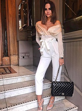 Milana escort in Kiev offers Ejaculação no rosto services