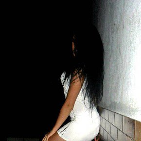 Christina Garota De Colegial escort in Moscow offers Experiência com garotas (GFE) services