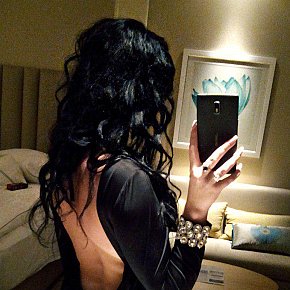 Christina Garota De Colegial escort in Moscow offers Experiência com garotas (GFE) services
