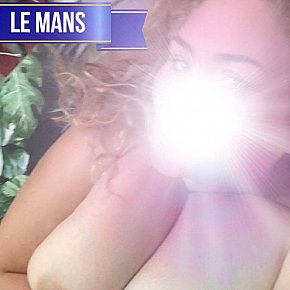 Kamily Tetas Enormes escort in Paris offers Masaje erótico
 services