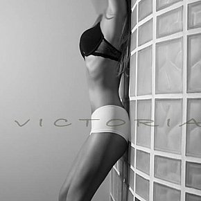 Victoria escort in  offers Garganta profunda
 services