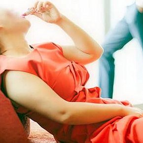 CathyShanghai Muscolare escort in Shanghai offers Padrona (soft) services
