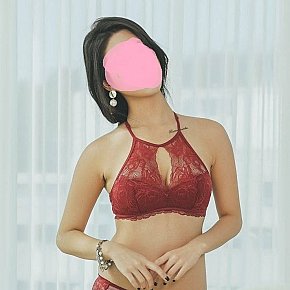 Ji-Na escort in Seoul offers Sborrata in faccia services