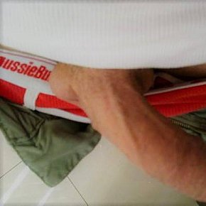Premier-Male-Escort Madura escort in Sydney offers Garganta Profunda services