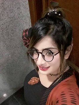 Arohi-OWC-busty-indian